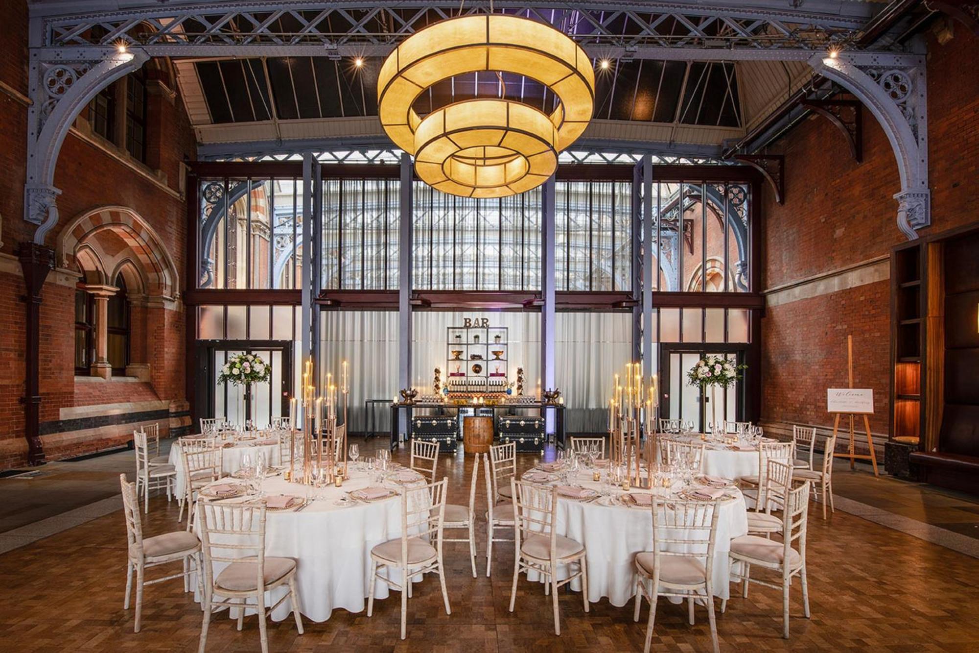 St. Pancras Renaissance Hotel לונדון מראה חיצוני תמונה The Great Hall at the Natural History Museum, London